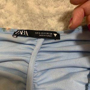 New , without tag , pretty flowers print top